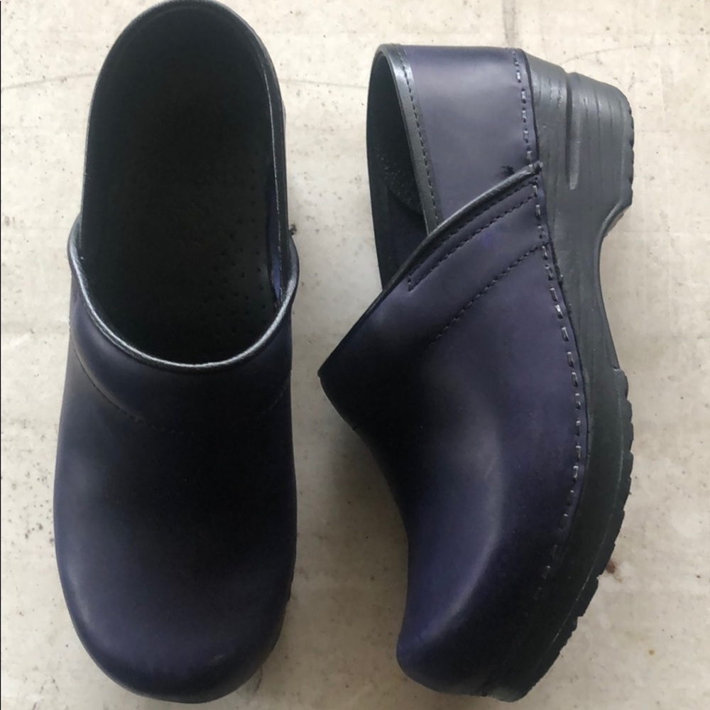 Dansko purple 36 women’s